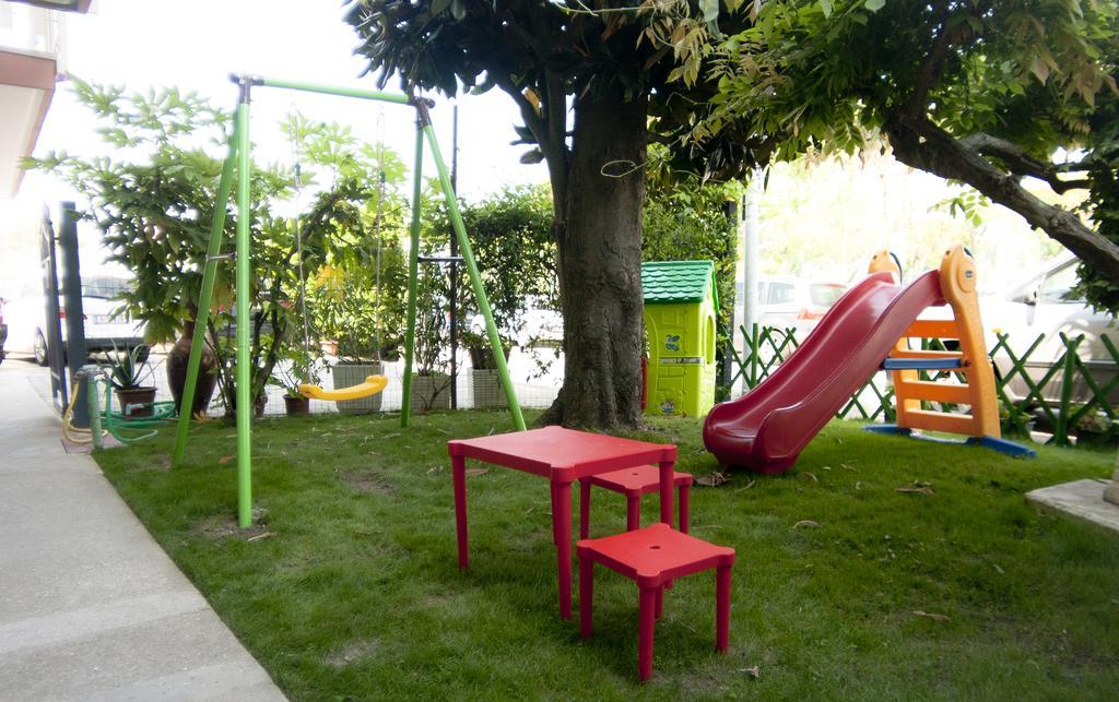 Hotel Rado Lido di Jesolo Exterior photo